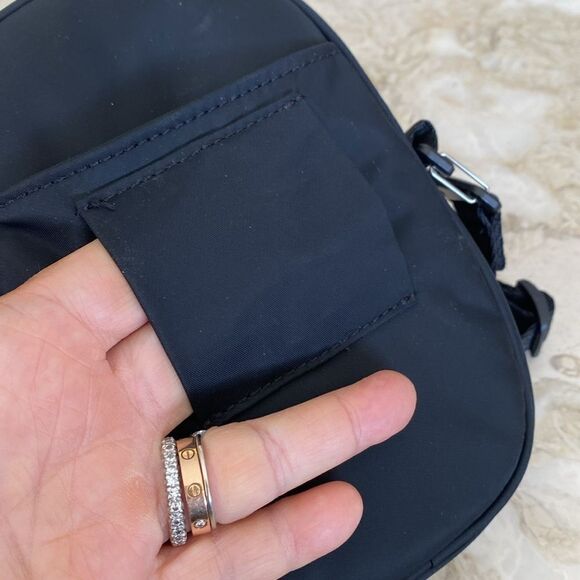 NWOT Lululemon Team Canada Future Legacy Crossbody Bag - Picture 11 of 11